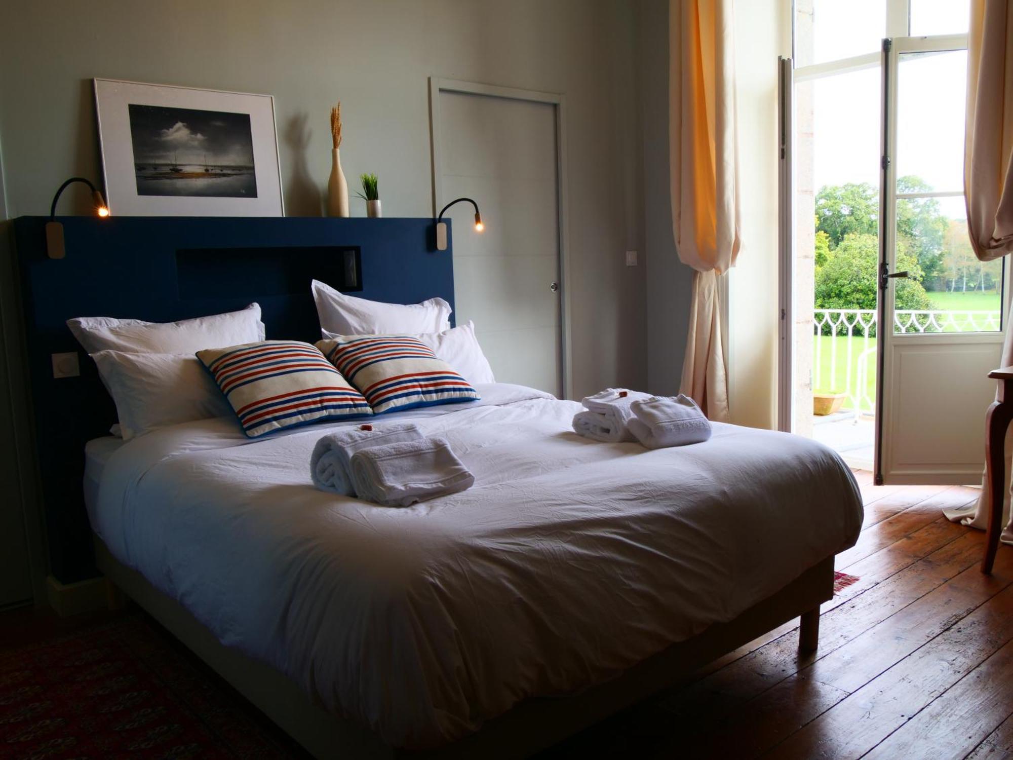 Domaine Du Cloitre Bed & Breakfast Pleneuf-Val-Andre Oda fotoğraf
