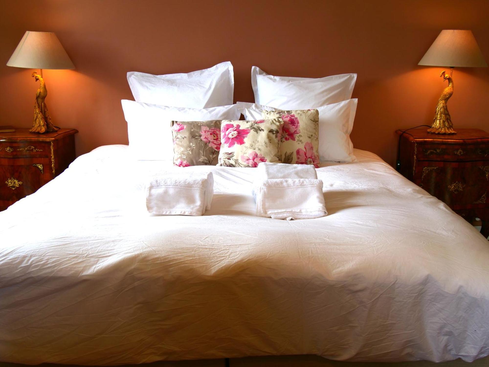 Domaine Du Cloitre Bed & Breakfast Pleneuf-Val-Andre Oda fotoğraf
